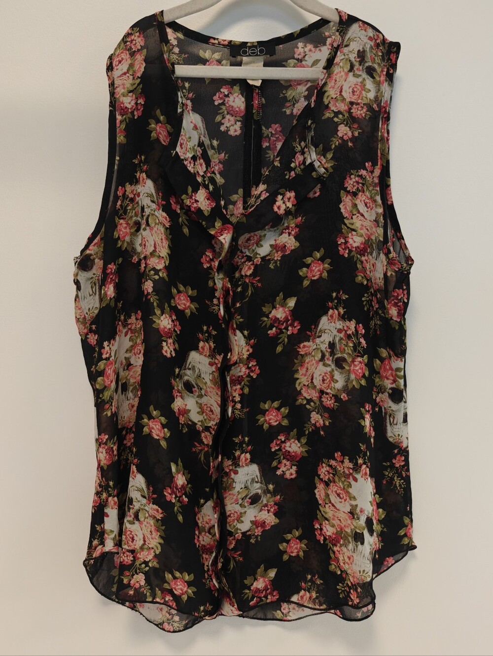 Vintage DEB Y2K Whimsygoth floral design/Skull V-neck chiffon blouse size S
